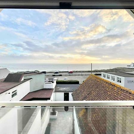 בורנמות' Coastline Retreats - Stunning Sea View Apartment, Netflix מראה חיצוני תמונה